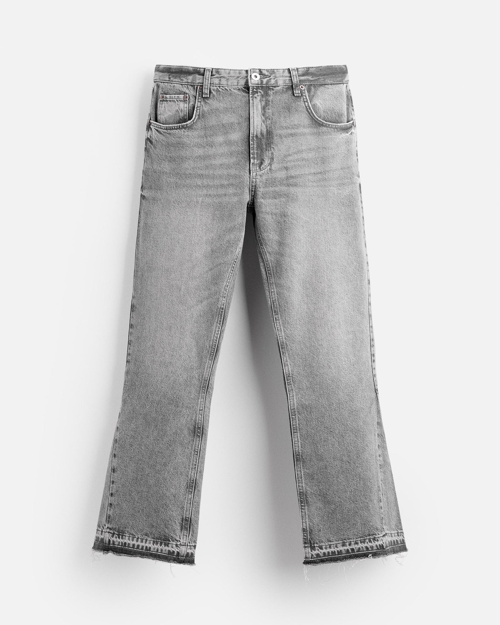 THE VIRAL FLARE JEANS